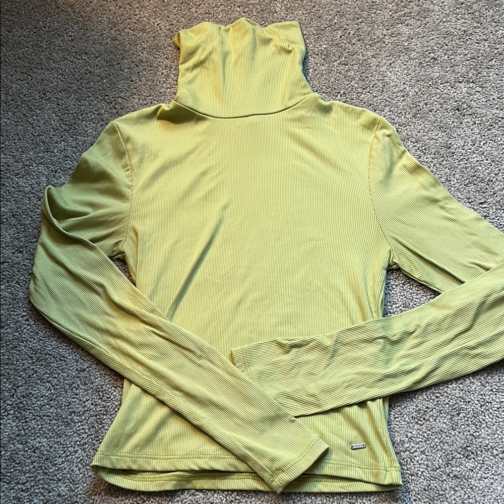 Guess Yellow Fitted Long Sleeve Tee